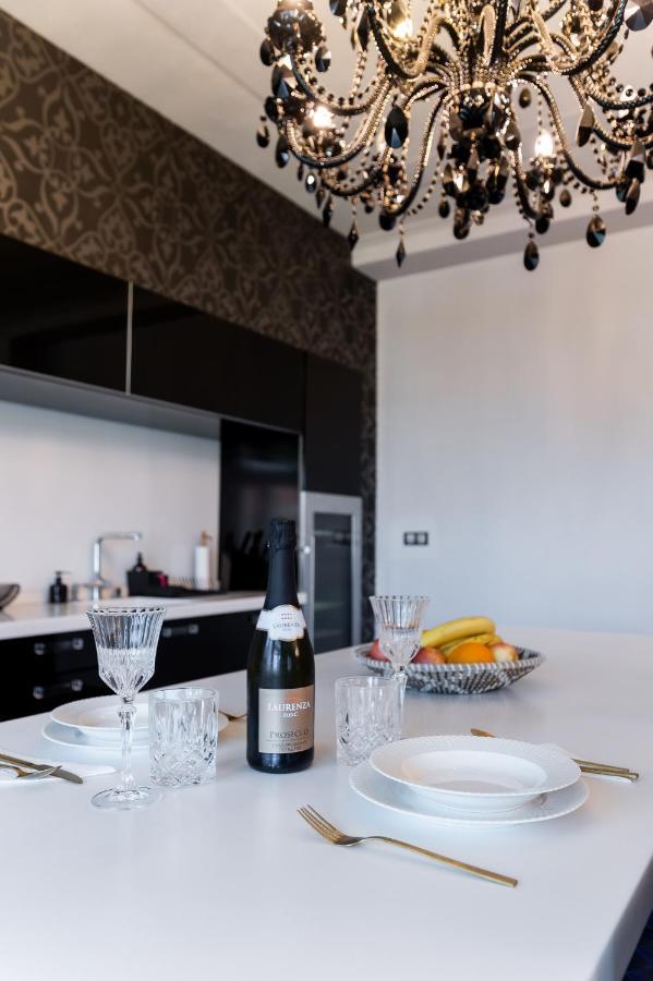 Premium Apt Kosice Center 3 Room 150M2 Hlavna Ulica Exterior foto
